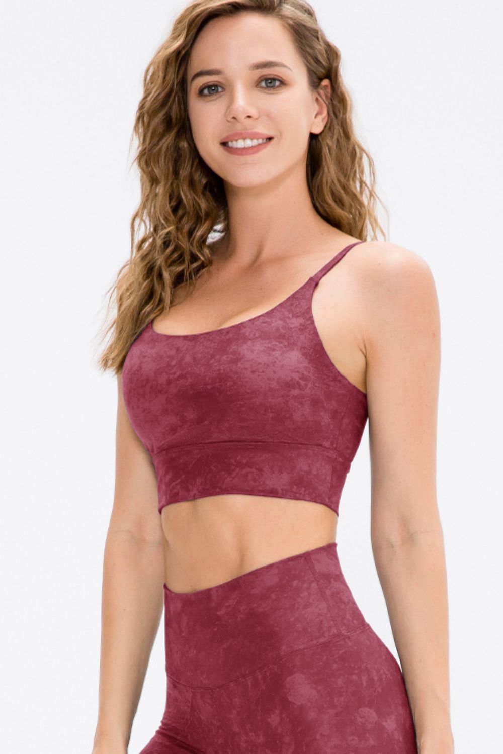 Scoop Neck Slim Fit Long Sports Bra